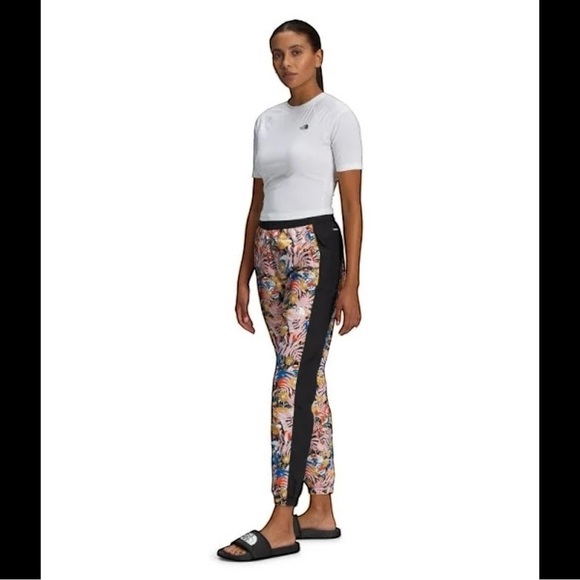 The North Face Funky Floral Hydrenaline Windfall Tracksuit Jogger XL Activewear - Picture 6 of 16
